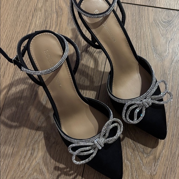 BCBG black crystal bow wrap heels - Picture 9 of 9